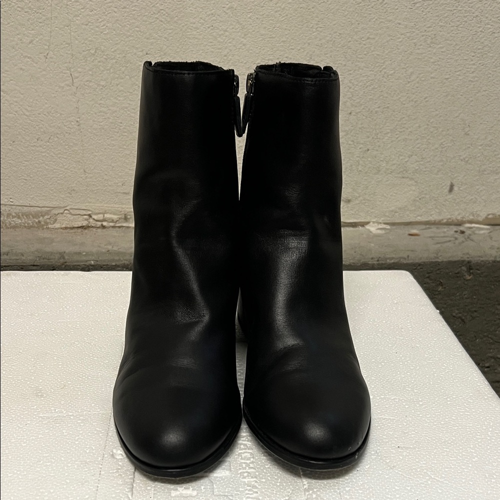 Eileen Fisher Elegant Black Ankle Boots